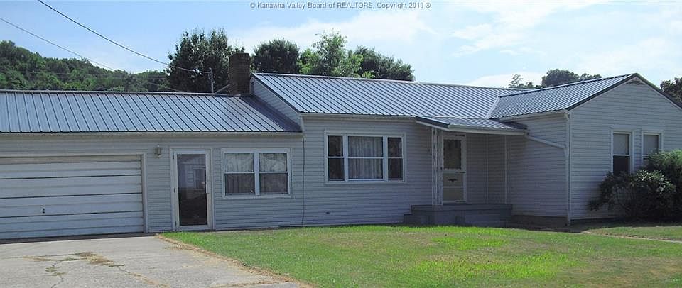 1st image of 704 Forth St