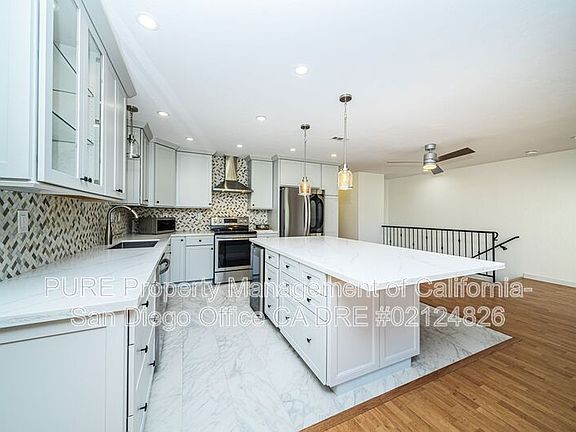 5th image of 7525 Jerez Ct Unit H