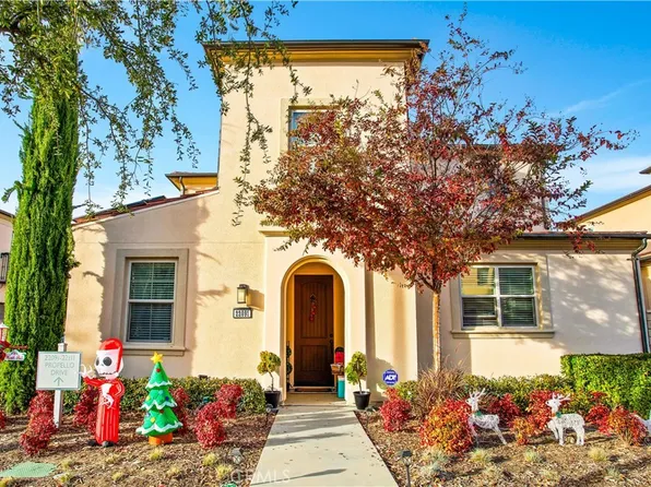 22091 Propello Dr, Santa Clarita, CA 91350