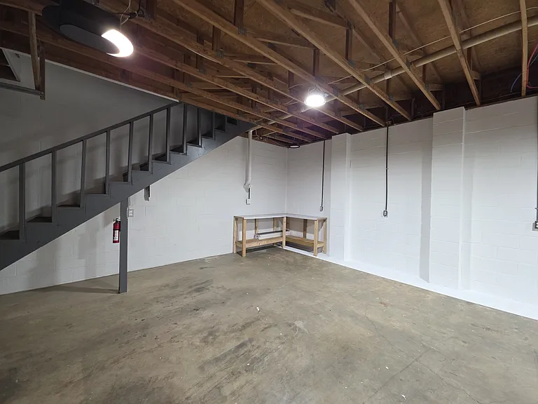 105 Becky Dr — Photo 18