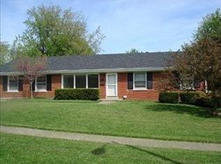 121 Dundee Dr, Lexington, KY 40517