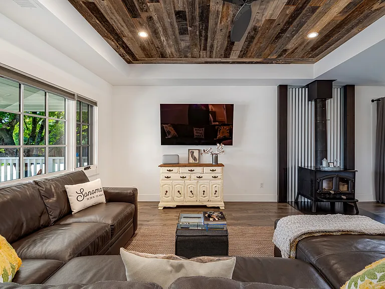 2650 Acacia Ave — Photo 12