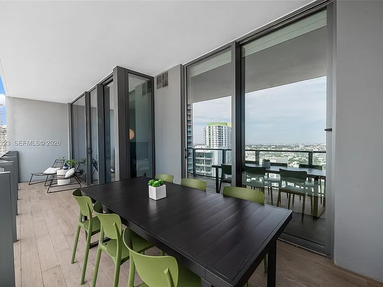 88 SW 7th St #3208 — Photo 11