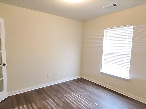 5th image of 1239 Juniper Dr