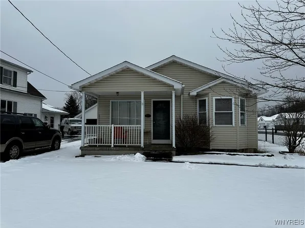 521 Witmer Rd, North Tonawanda, NY 14120