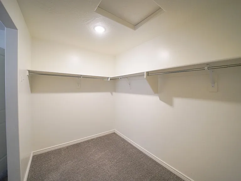 3243 S Fossil Hills Dr — Photo 38