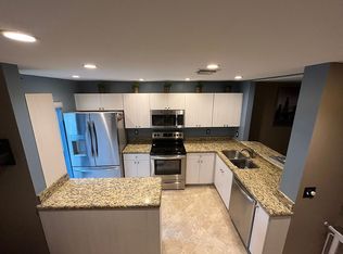 571 NE 7th Ave, Fort Lauderdale, FL 33301