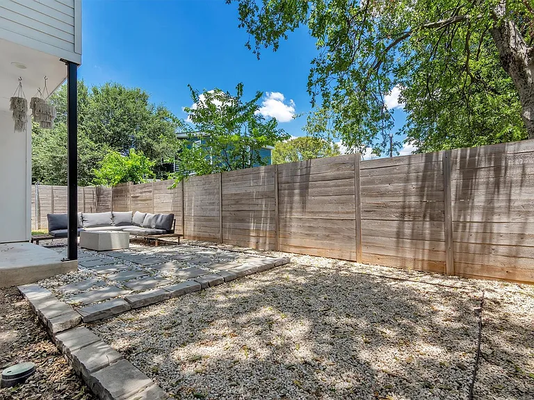 408 W Odell St #2 — Photo 33
