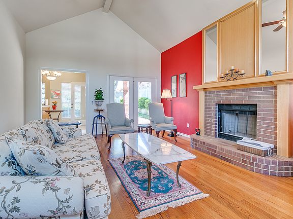 Family Room with fireplace