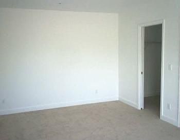 5th image of 617 NE 8th Ave #1