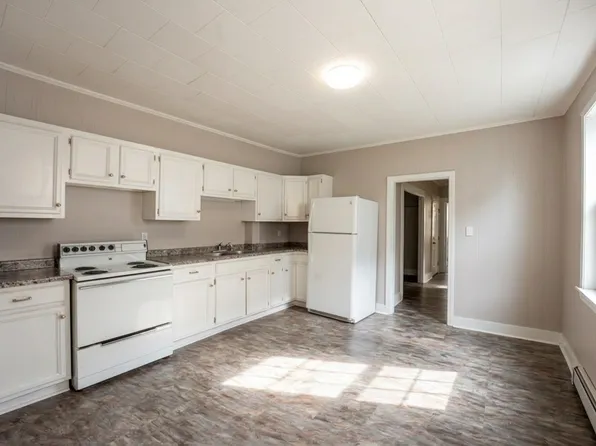 22 Green St #1, Saco, ME 04072