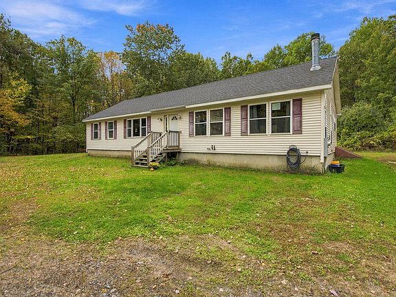 4th image of 581 Long Plains Road