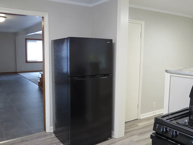 293 Tenney Ave — Photo 41