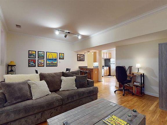 5th image of 5653 Waterman Blvd #1N