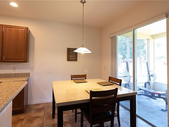 4th image of 8807 Isla Bella Dr