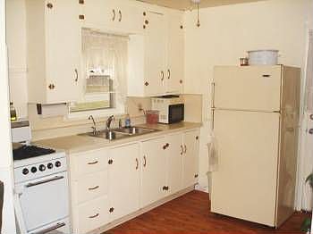 3rd image of 1735 S Willard Ave