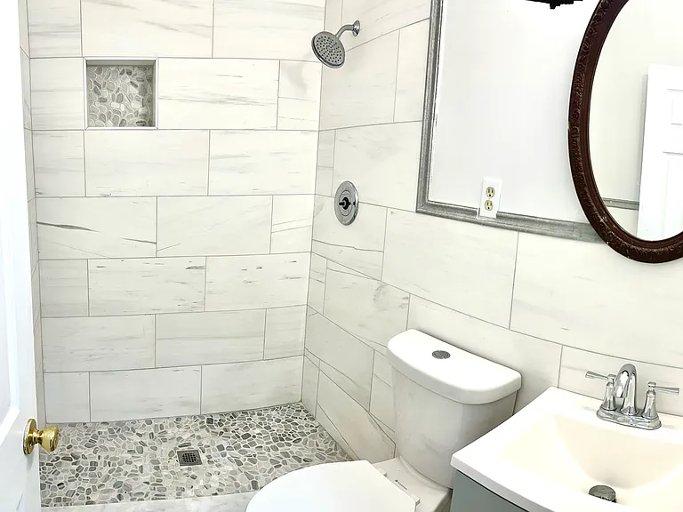8007 Prince Georges Dr — Photo 32