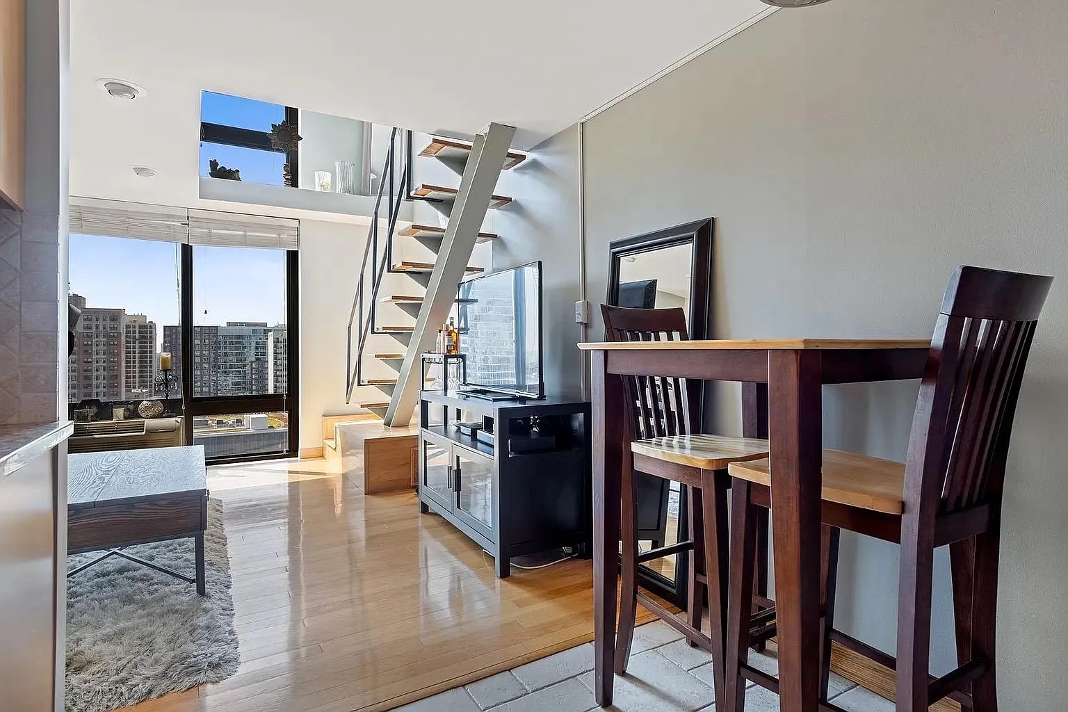 1 bed, 800 sqft, $2,695 — Photo 2