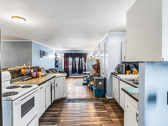 3rd image of 337 Number Nine Road