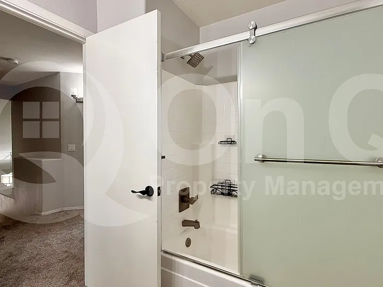 3610 N 106th Ave — Photo 19