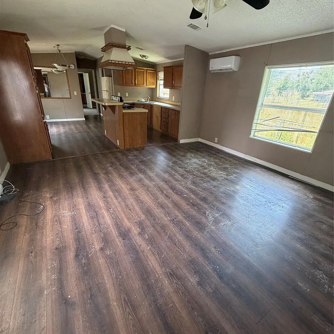 3 bed, 1368 sqft, $1,275 — Photo 2