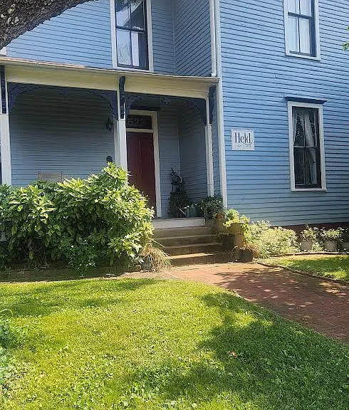 1522 Highland Ave — Photo 2