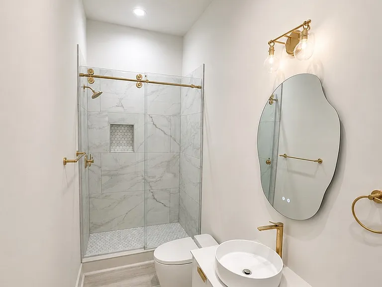 1180 Holly St NW — Photo 4