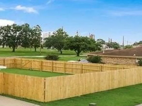 3101 Blanchard Dr, Chalmette, LA 70043