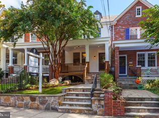 2221 38th St NW, Washington, DC 20007