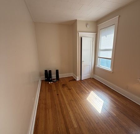 5th image of 706 Myrtle Ave #2F