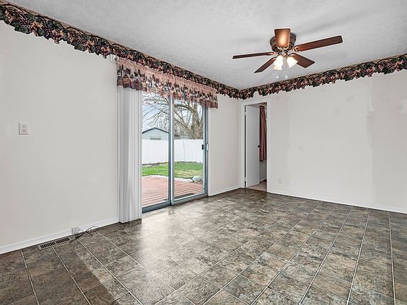 5th image of 5362 Penway St
