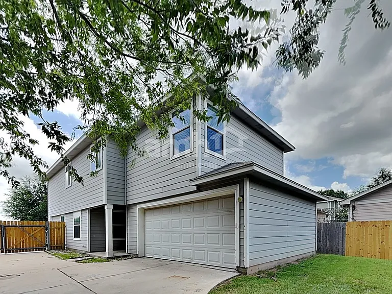 13801 Briarcreek Loop — Photo 19