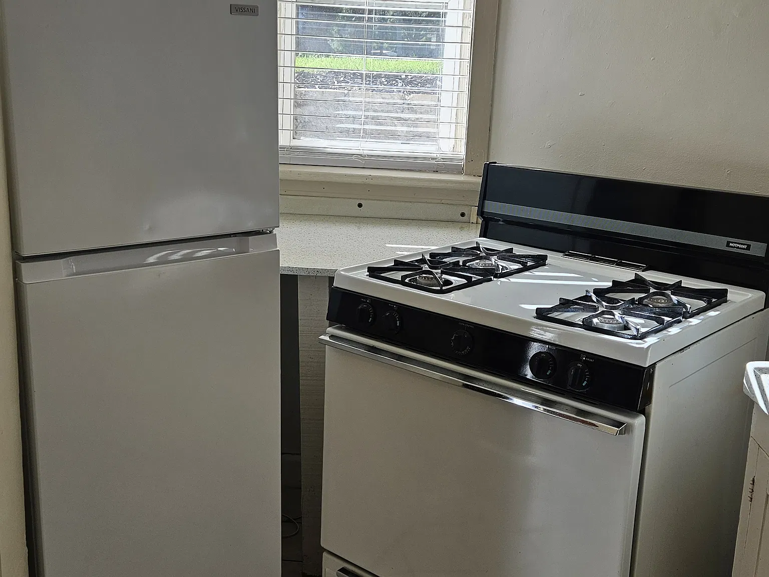 1 bed, 800 sqft, $1,250 — Photo 4