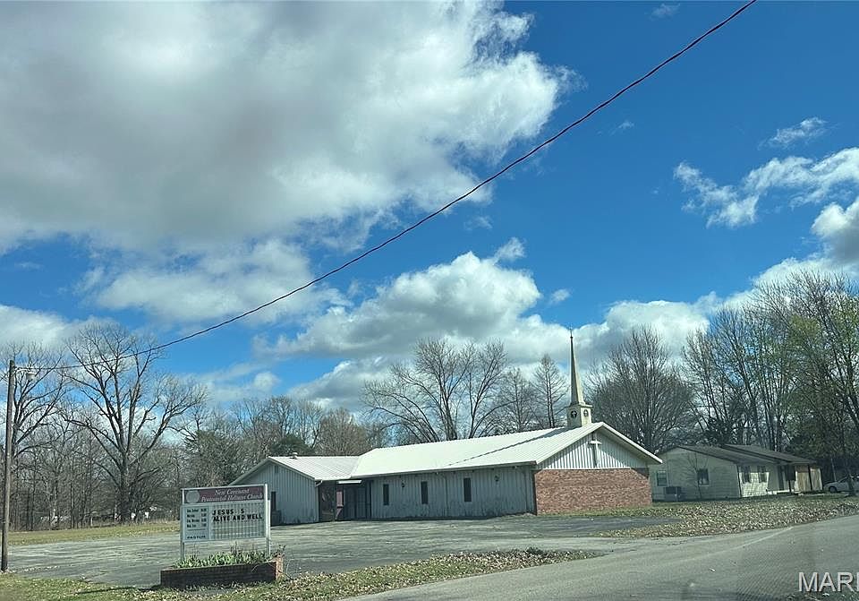 1st image of 312 R A Barry St