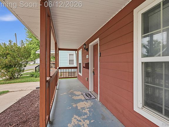 4th image of 311 Ferry Ave