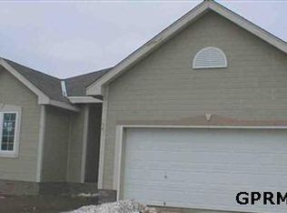 4608 Brook St, Bellevue, NE 68123