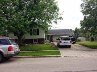 517 Lacy Ave, Streamwood, IL 60107