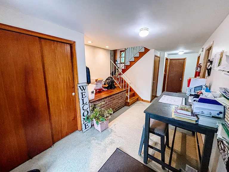 233 Hershey Dr — Photo 8