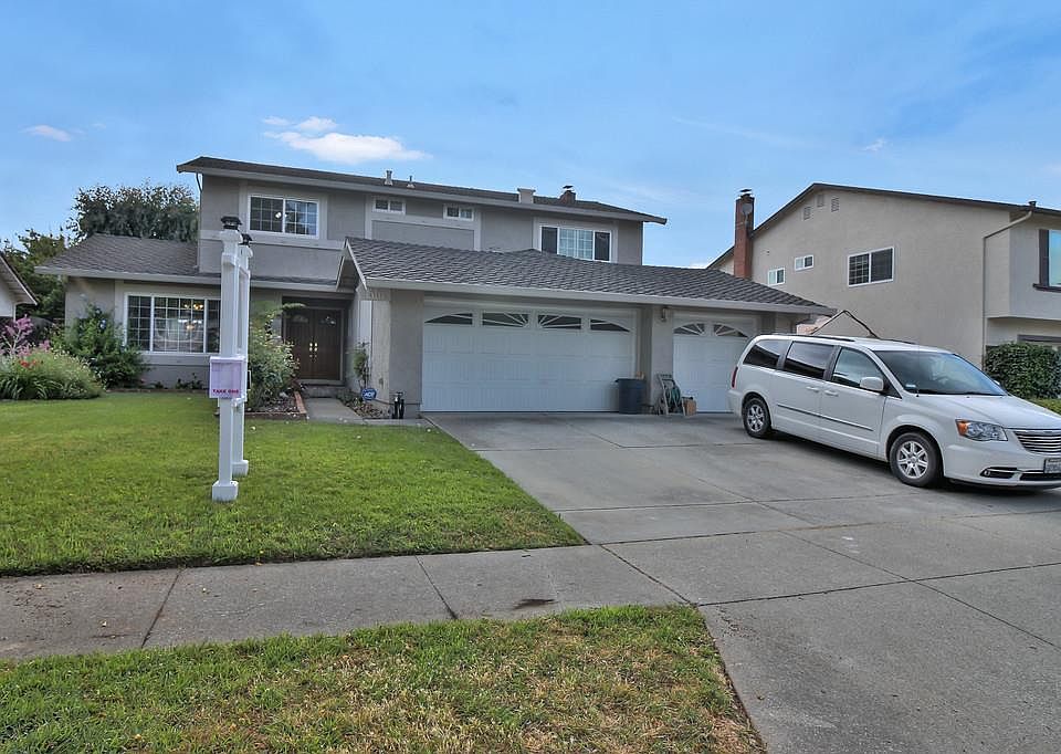 1st image of 6387 Hyde Park Dr
