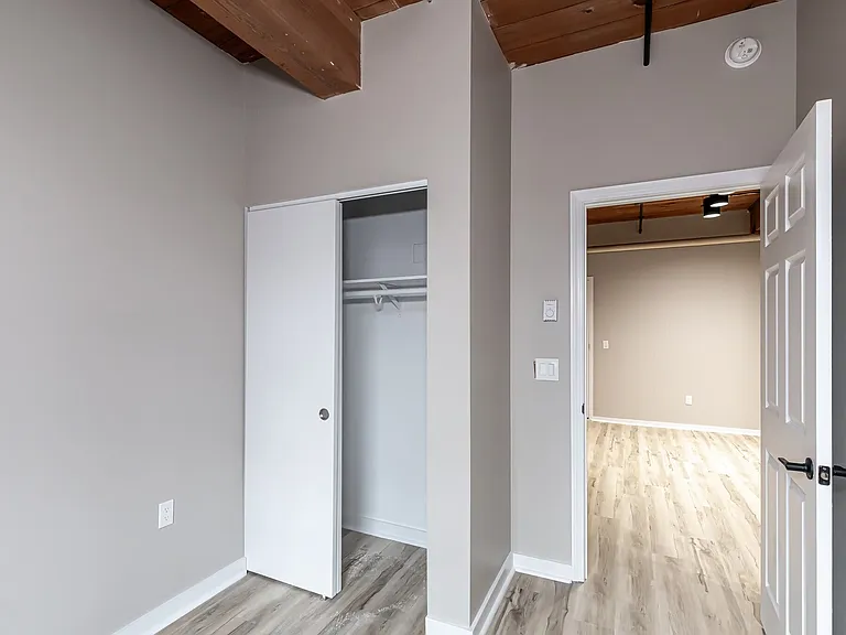 1013F Whiting St #3F — Photo 12