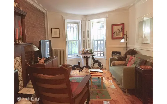 Rented by Douglas Elliman | media 16