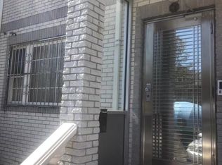 42-44 147th St #1F, Flushing, NY 11355