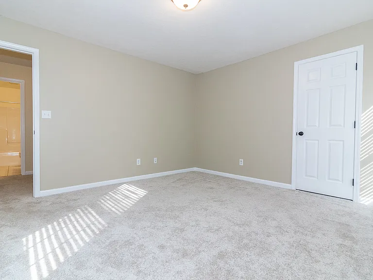 212 Applewood Ln — Photo 22