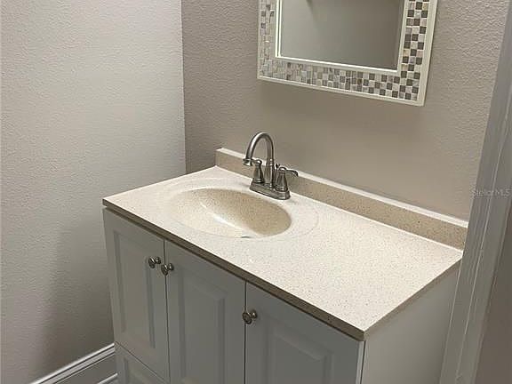 4th image of 5314 36th Avenue Cir W APT F4
