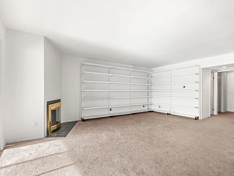 730 Cliffs Dr #303-A — Photo 11