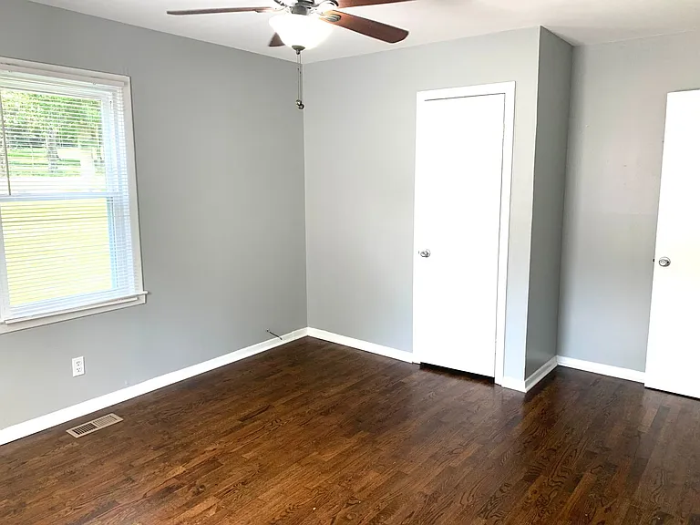 5235 Lickton Pike — Photo 9
