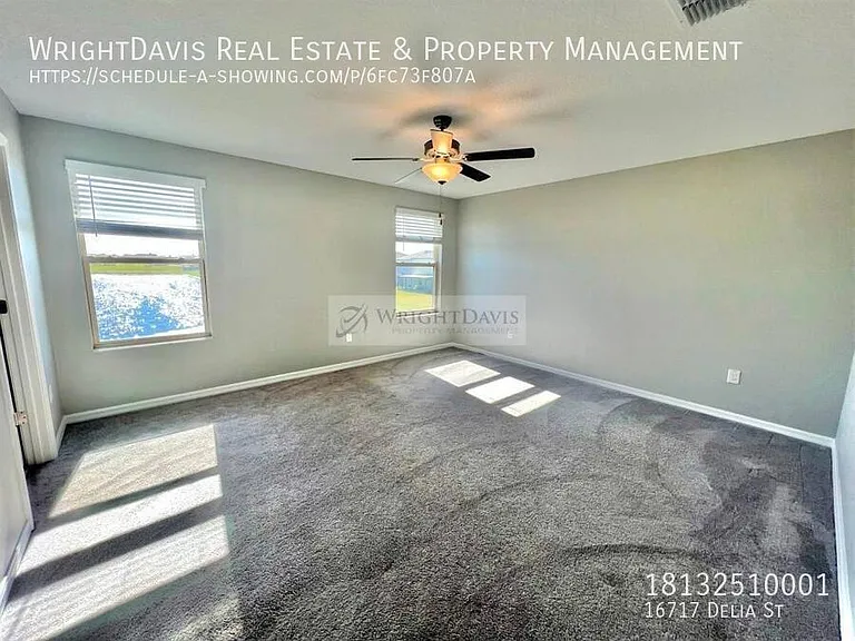 16717 Delia St — Photo 10