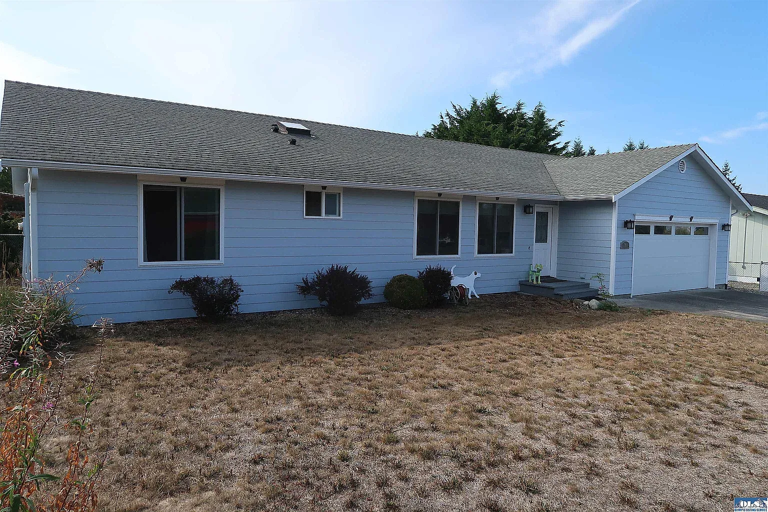 3 bed, 2.5 bath, 1524 sqft, $2,900 — Photo 2