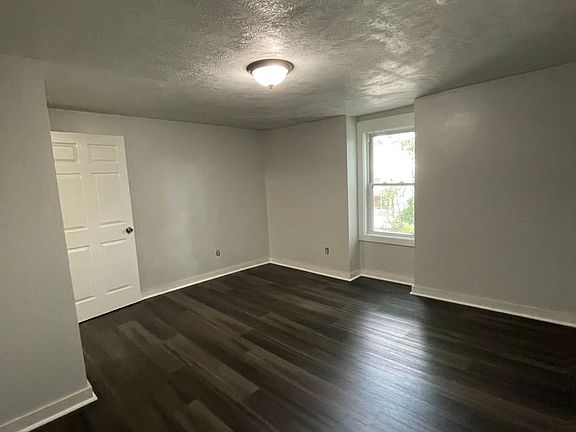 5th image of 209 Park Ave #211A
