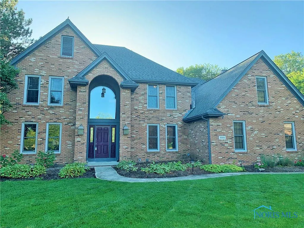 4916 Country Walk Ln photo 1